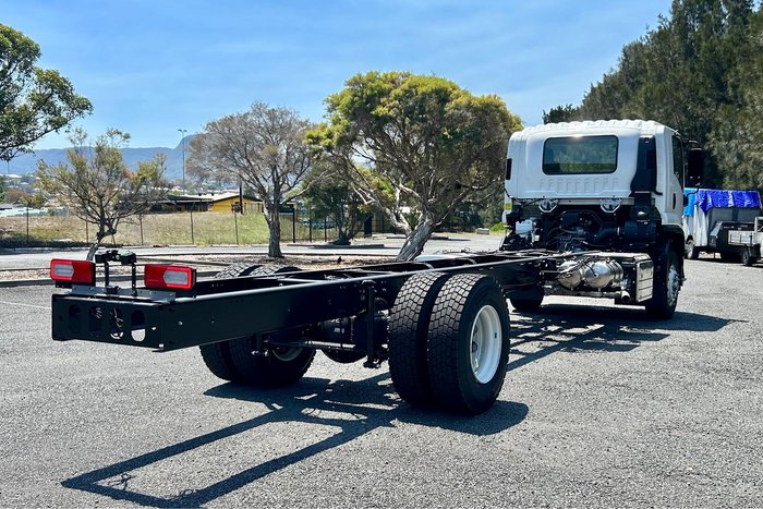 2025 Isuzu F Series FVD 170-300 AT R70