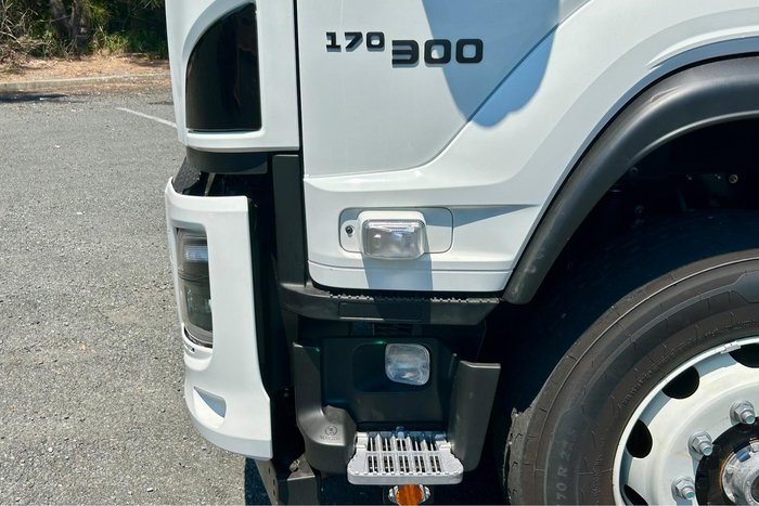 2025 Isuzu F Series FVD 170-300 AT R70