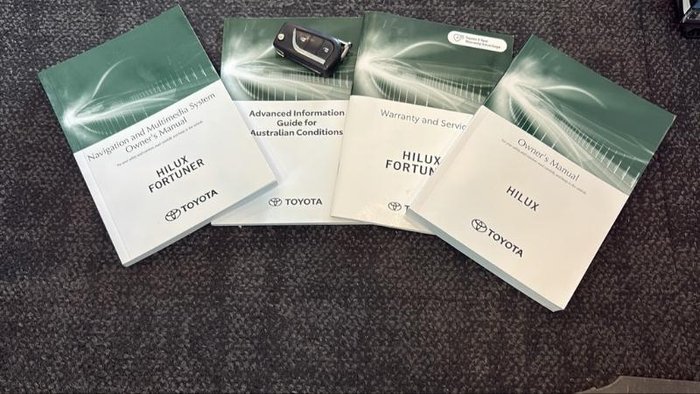 2020 Toyota Hilux SR