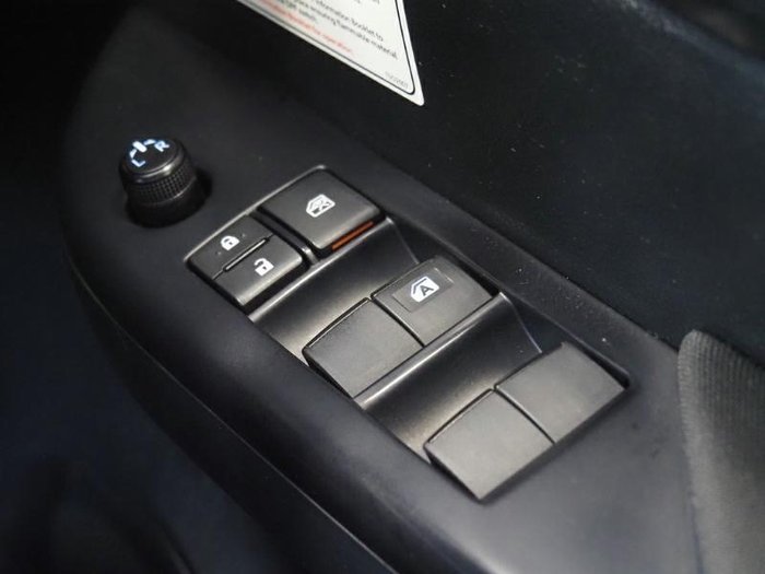 2020 Toyota Hilux SR