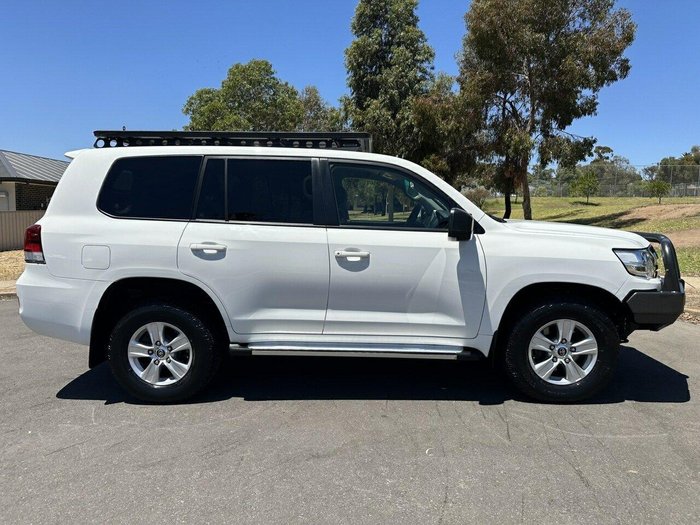 2017 Toyota Landcruiser GXL