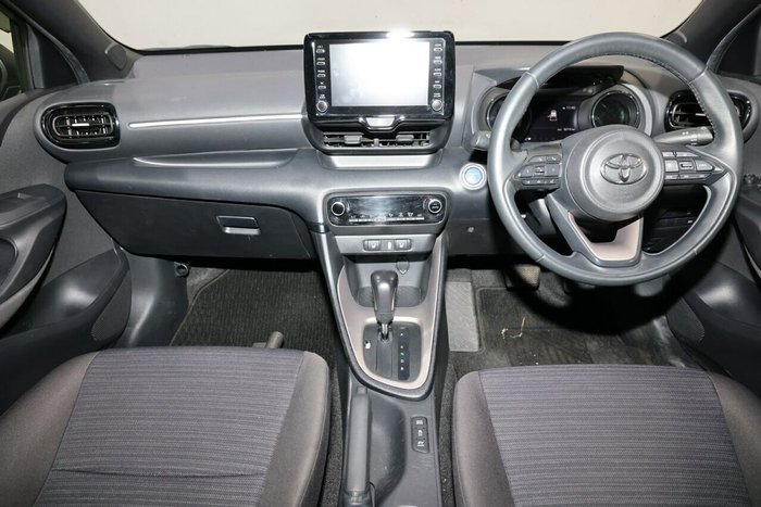 2020 Toyota Yaris ZR Hybrid