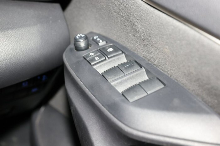 2020 Toyota Yaris ZR Hybrid