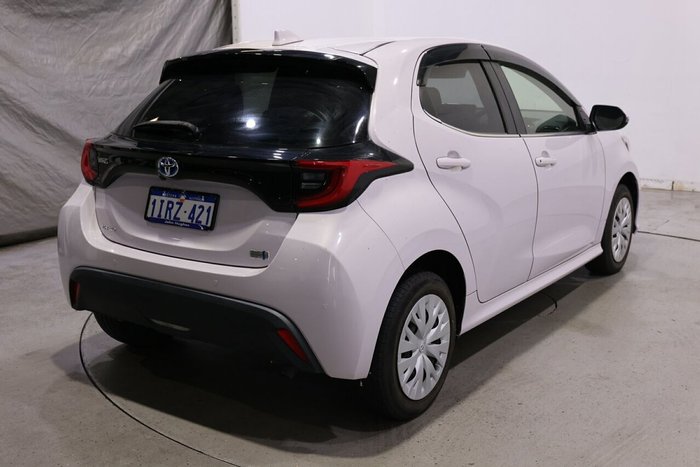 2020 Toyota Yaris ZR Hybrid