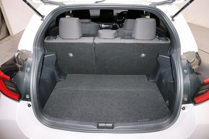 2020 Toyota Yaris ZR Hybrid