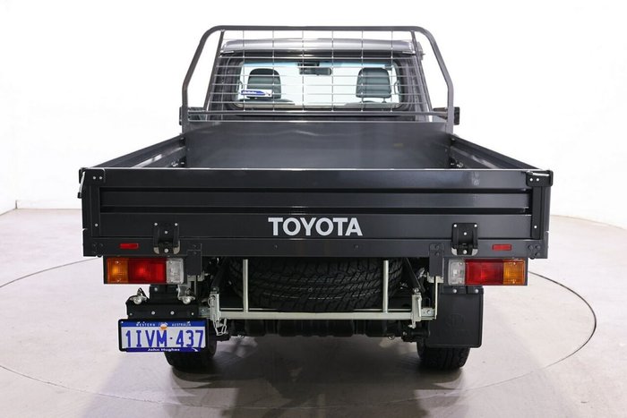 2025 Toyota Landcruiser GXL