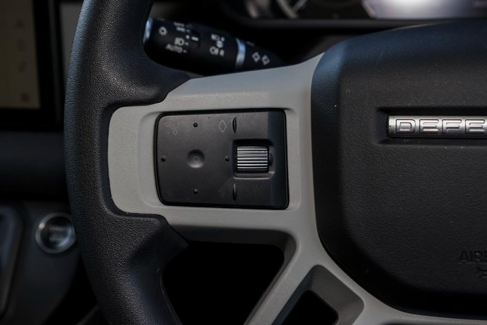 2023 Land Rover Defender 110 P300