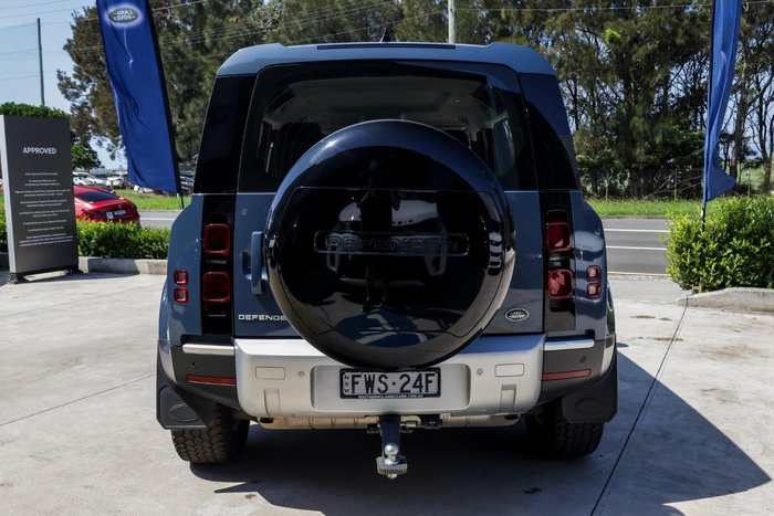 2023 Land Rover Defender 110 P300