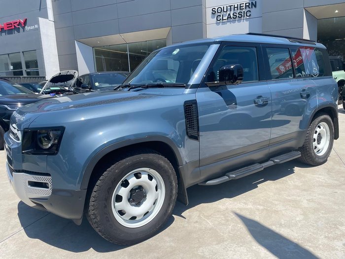 2023 Land Rover Defender 110 P300