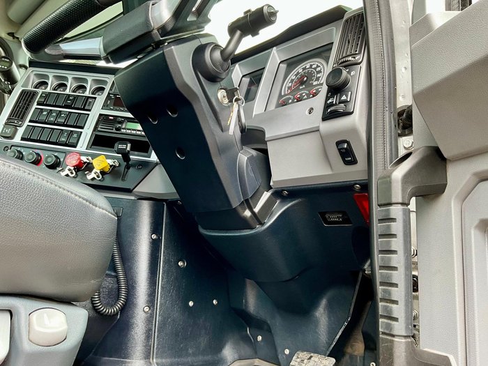 2023 Mack Superliner MACK SUPERLINER CLXT