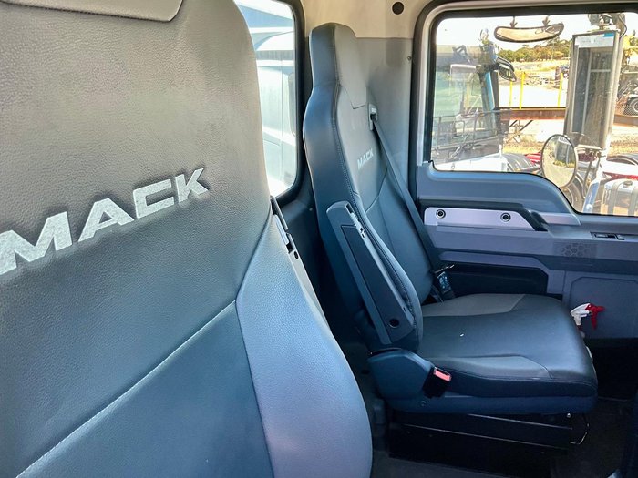 2023 Mack Superliner MACK SUPERLINER CLXT