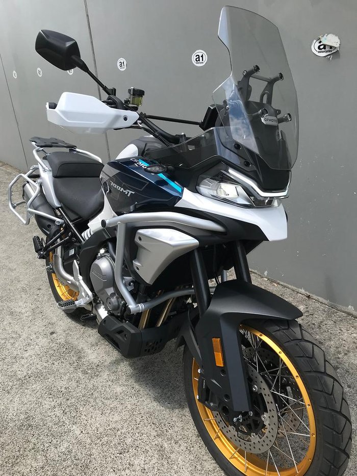 2025 CFMOTO 700MT