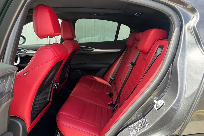 2023 Alfa Romeo Stelvio Veloce