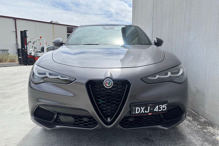 2023 Alfa Romeo Stelvio Veloce