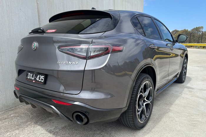 2023 Alfa Romeo Stelvio Veloce