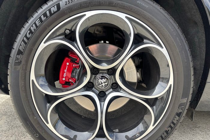 2023 Alfa Romeo Stelvio Veloce