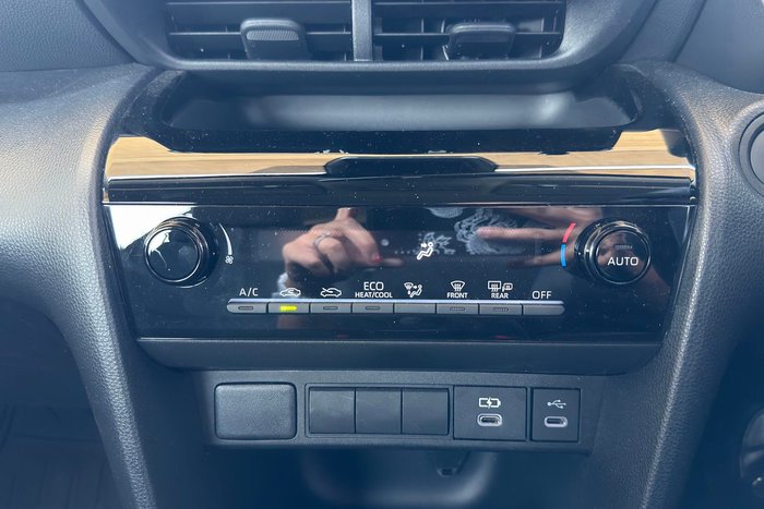 2025 Toyota Yaris Cross GX