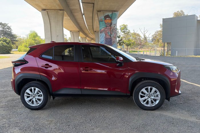 2025 Toyota Yaris Cross GX