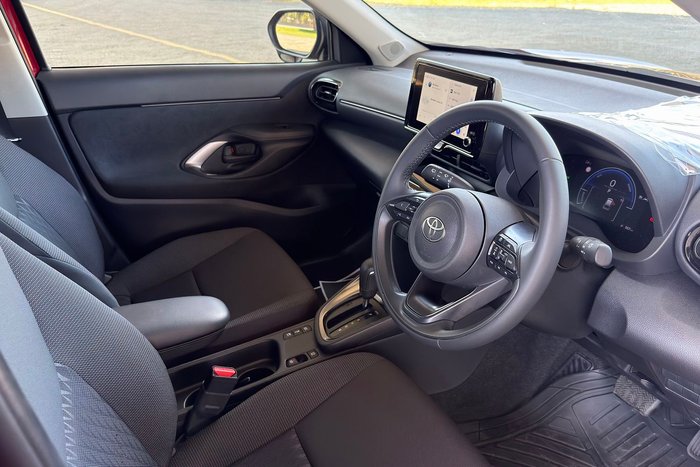 2025 Toyota Yaris Cross GX