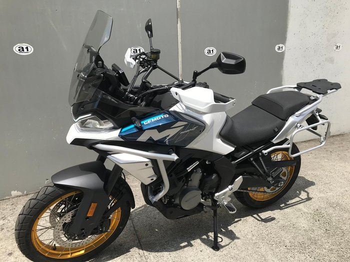 2025 CFMOTO 700MT