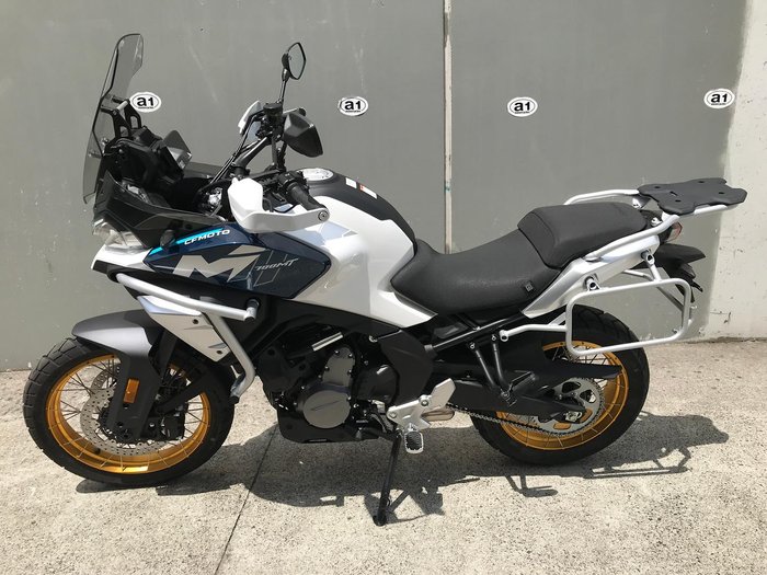 2025 CFMOTO 700MT