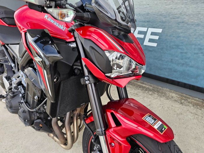 2018 Kawasaki ZR 900 Red