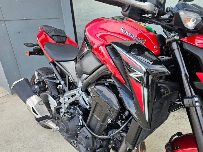 2018 Kawasaki ZR 900 Red