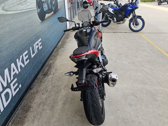 2018 Kawasaki ZR 900 Red