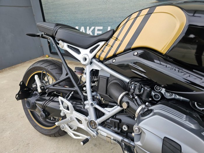 2017 BMW Motorrad R NINE T RACER White