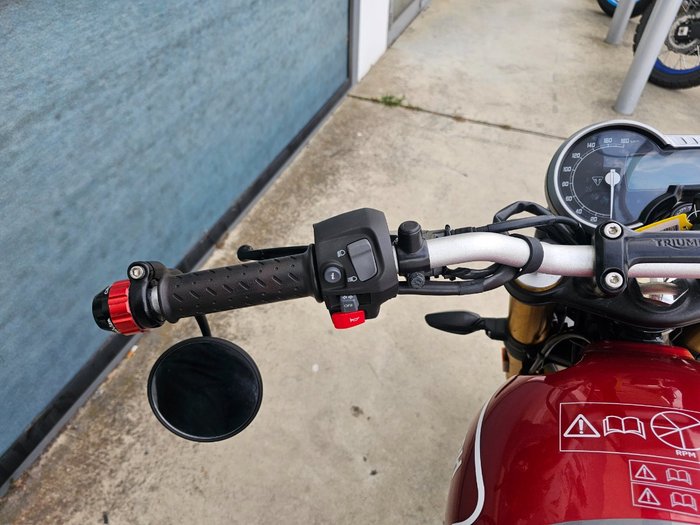 2024 Triumph SPEED 400 Red