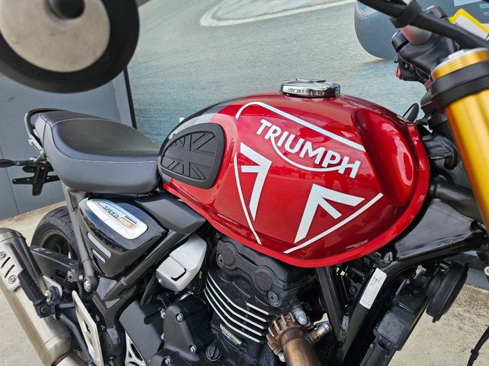 2024 Triumph SPEED 400 Red