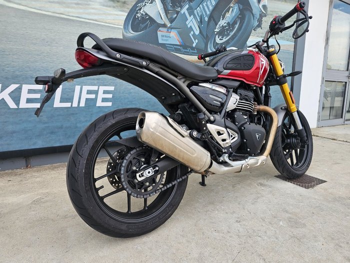 2024 Triumph SPEED 400 Red