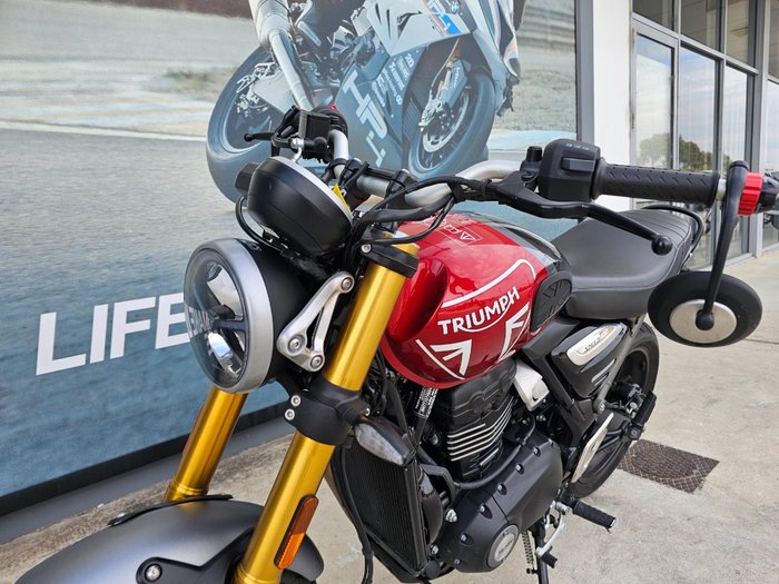 2024 Triumph SPEED 400 Red