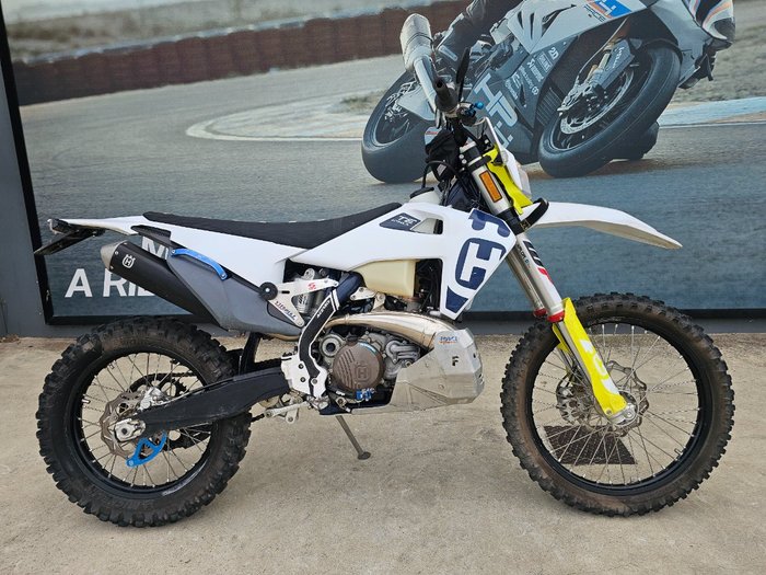 2020 HUSQVARNA TE250i White