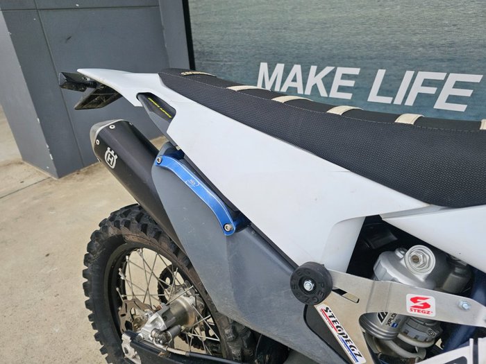 2020 HUSQVARNA TE250i White