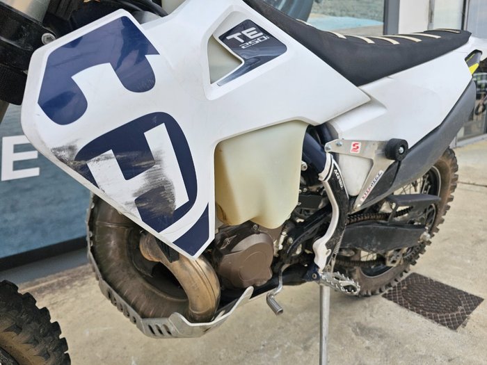 2020 HUSQVARNA TE250i White