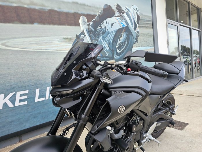 2022 Yamaha MT-03 (MT03LA) (ABS) Black