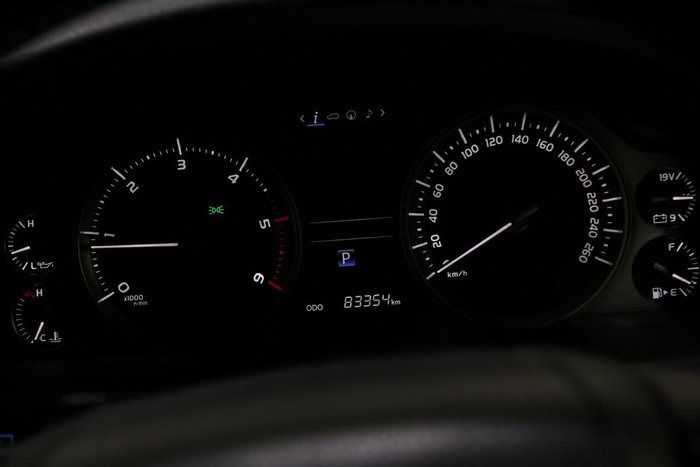 2021 Toyota Landcruiser VX