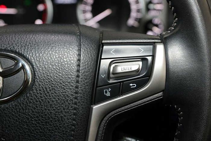 2021 Toyota Landcruiser VX