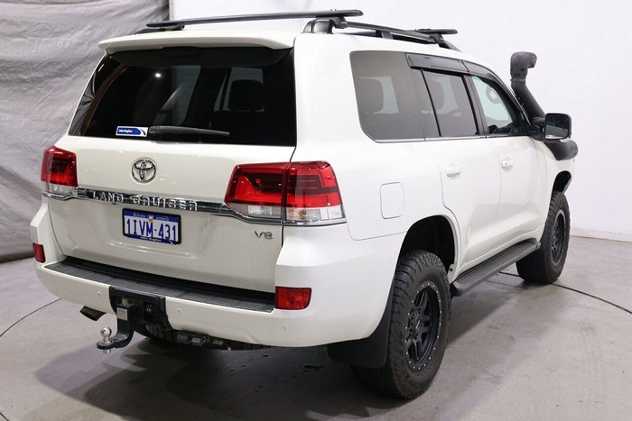 2021 Toyota Landcruiser VX