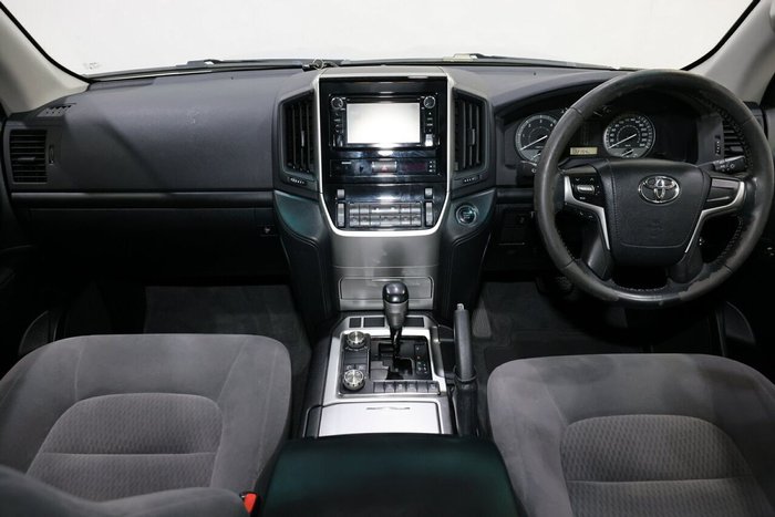 2017 Toyota Landcruiser GXL