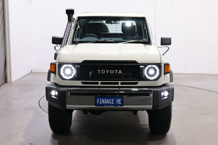 2025 Toyota Landcruiser GXL