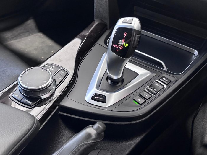 2018 BMW 3 Series 330e Sport Line F30 LCI Black