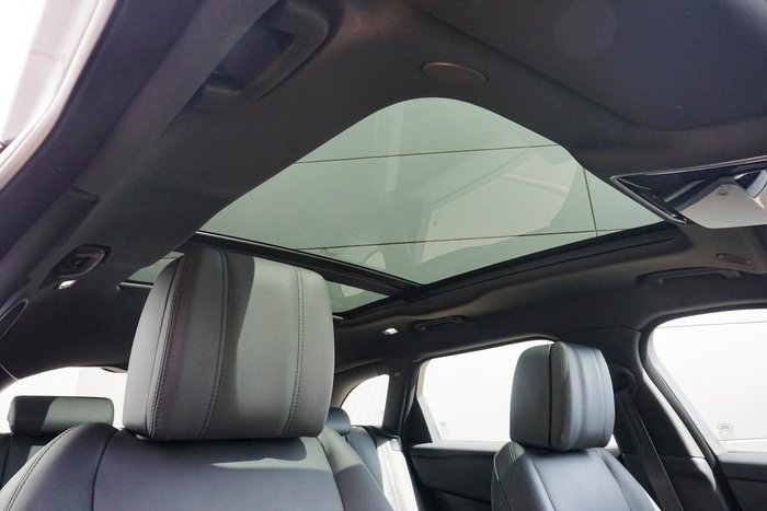 2024 Land Rover Range Rover Velar P400 Dynamic HSE