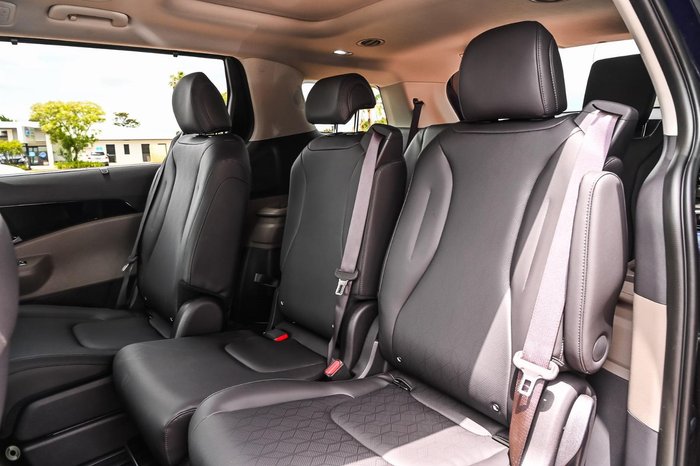 2026 Kia Carnival GT-Line