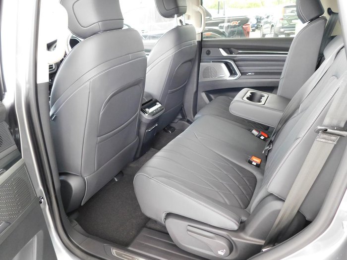 2025 LDV D90 Executive