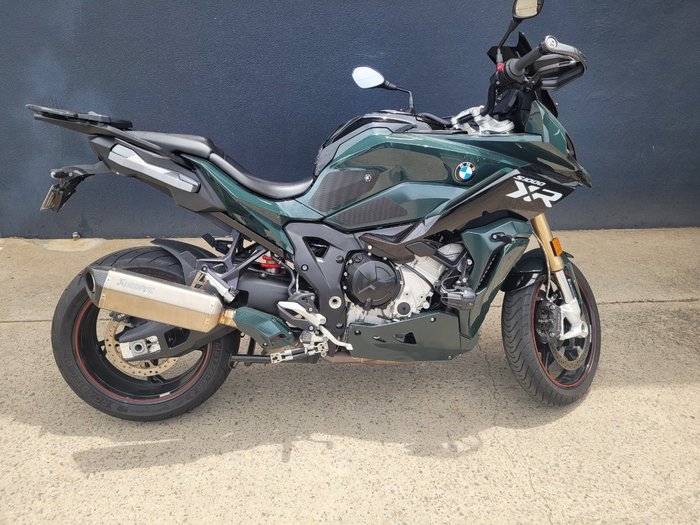 2023 BMW Motorrad S 1000 XR GREEN