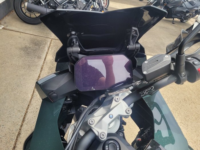 2023 BMW Motorrad S 1000 XR GREEN