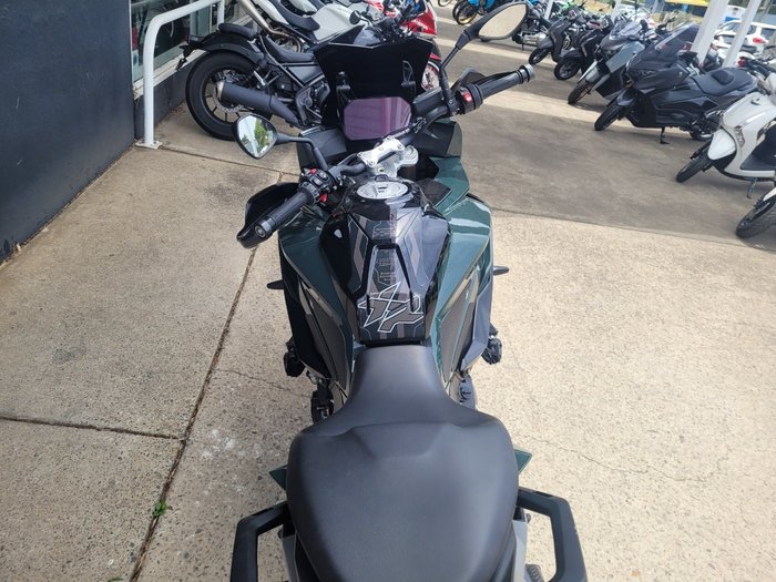 2023 BMW Motorrad S 1000 XR GREEN