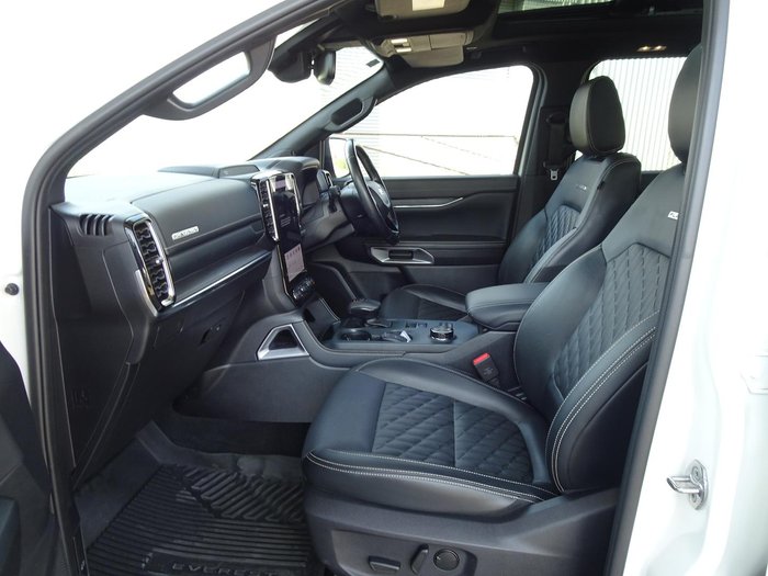 2023 Ford Everest Platinum